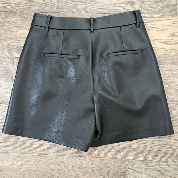 Aritzia Wilfred Black Faux Leather Effortless Shorts - Picture 2 of 4